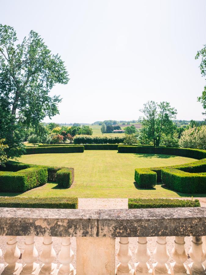 Château de Lussac Lussac  Exterior foto